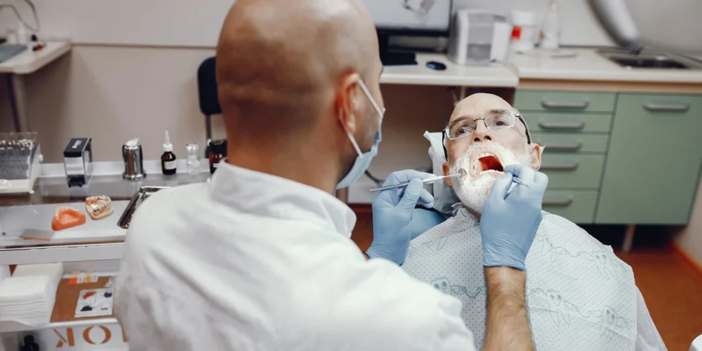 Early Signs of Oral Cancer: When Should You See a Specialist?